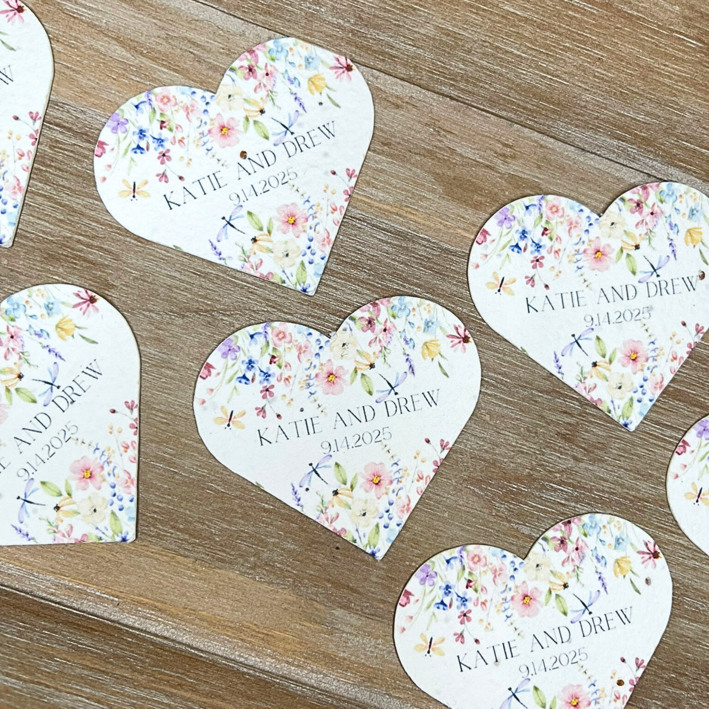 Custom Wedding Favor Seed Paper Hearts Gift for Guests from Bride and Groom Heart Shaped Plantable Party Favor Labels with Wildflower Seeds